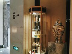 -新盈光·云会所(百丈东路店)