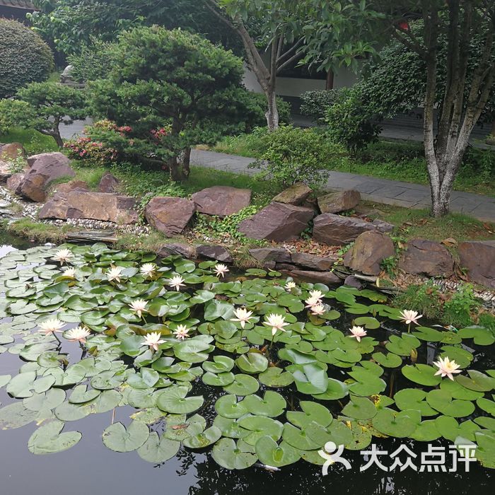 移沿山生态农庄