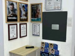 -沪睛眼镜蔡司官方授权店(金桥佳林路店)