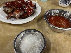 四更烤乳猪-黄记四更烤乳猪店