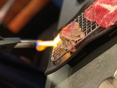 -铭牛烧肉·和牛海鲜自助(高新月牙湖店)
