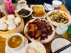 -隔壁老王·家常云南菜(花巷店)