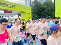 -龙湖杭州滨江天街