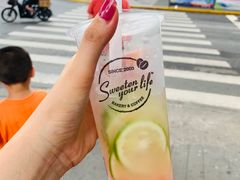 -85度C(生甜甜圈研究工坊·上海平凉店)