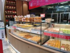 面包甜点陈列柜-稻香村(观前街店)