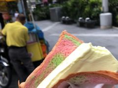 -詹爷爷乌节路街头冰淇淋
