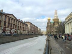 -滴血救世主教堂