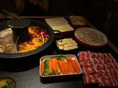 -晓宇重庆火锅(西安荟聚店)