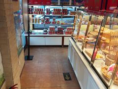 面包甜点陈列柜-味多美蛋糕(亚非大厦店)
