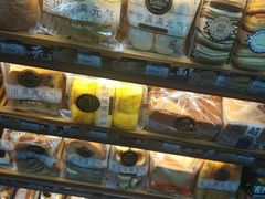 -全家便利店(申江路站店)