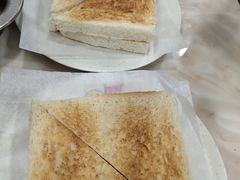 鸡蛋芝士三明治。-喜莲咖啡