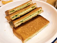 咖椰吐司-HELLO 27 意面·沙拉·帕尼尼