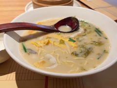 -荣家黄鱼面(南京西路店)