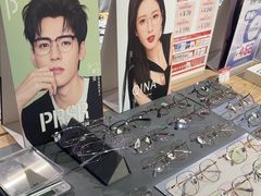 -零度眼镜·宝视友·蔡司依视路(吾悦花街店)