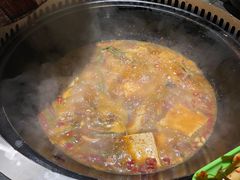 -地锅公社·现炒地锅鸡·地锅鱼·夜宵(罗锦路店)