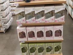 -名创优品(中原万达2F店)