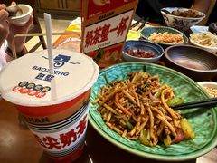 -包整·丝娃娃(一览甲秀楼风景店)