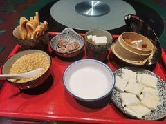 -九十九顶毡房(阜石路店)