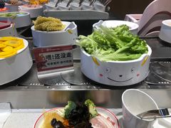-龍歌自助小火锅(市北CBD万达店)