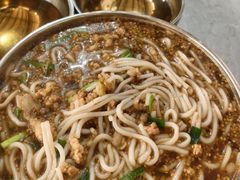 -正宗杨记普洱酸醋米线(总店)