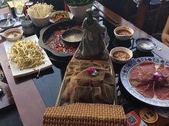 -重庆德庄火锅(体育中心店)