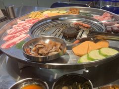 -哈哈碳都·牛肋条无限自助烤肉(宝龙店)