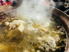 -威邵鸡煲(西华路总店)