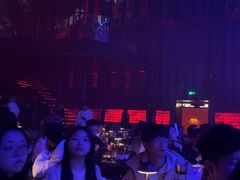 -赤红音乐现场(浦东金桥路店)
