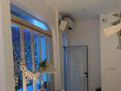 -春树下·树屋花房西餐厅(罍街AS1980店)