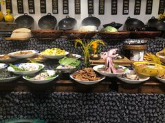-百味地锅鸡(二店·财校分店)
