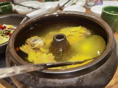 -云海肴·汽锅鸡·云南菜(天山百盛优客店)