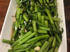-Dang restaurant (patong phuket)