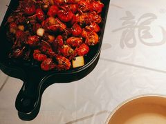 -巴厘龙虾·榜首油焖大虾(音乐学院·沿江酒馆店)