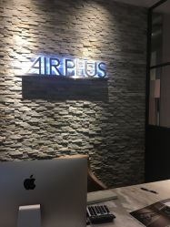 -Air Plus 美发沙龙