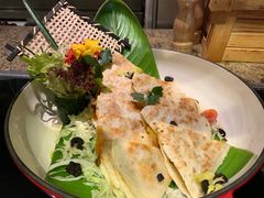 -华邑酒店·鲜艳全日自助餐厅