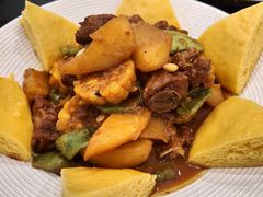 一锅出（排骨炖油豆角）-红东阁东北菜烤肉酒馆(CROSS万象汇店)