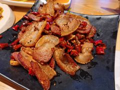 -隔壁老王·家常云南菜(花巷店)