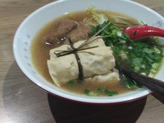 -牛吃草牛杂面(天一店)