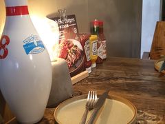 -HIGH FIVE哈福手工汉堡(桂林路店)