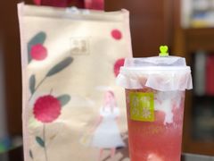 霸气芝士草莓-奈雪的茶(亨特国际广场店)