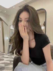-HAIR CORNER