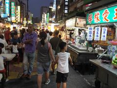 -六合夜市