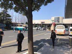 -上海市宝山区殡仪馆-停车场