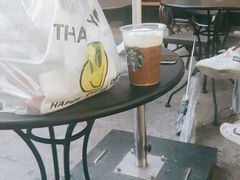 -星巴克(杭州西湖银泰1F店)