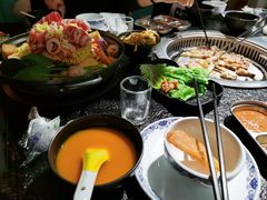-烤路里·韩国品质自助烤肉(石路天虹4号店)