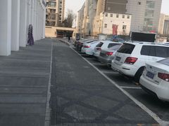 -居然之家·停车场