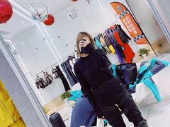 -Hopo Snow 城市滑雪空间(滨江宝龙城店)
