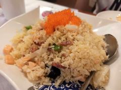 三文鱼蟹子炒饭-番茄屋葡式美食(总店)