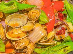 -巴厘龙虾·榜首油焖大虾(音乐学院·沿江酒馆店)