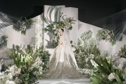 点击看大图 -MuseMarry婚纱(前海嘉里中心店)